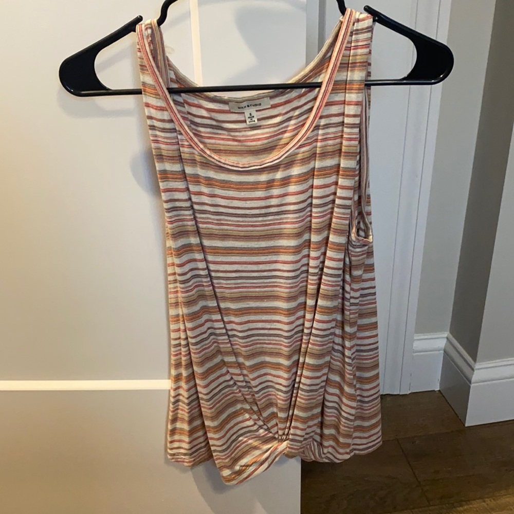 Max Studio Tank